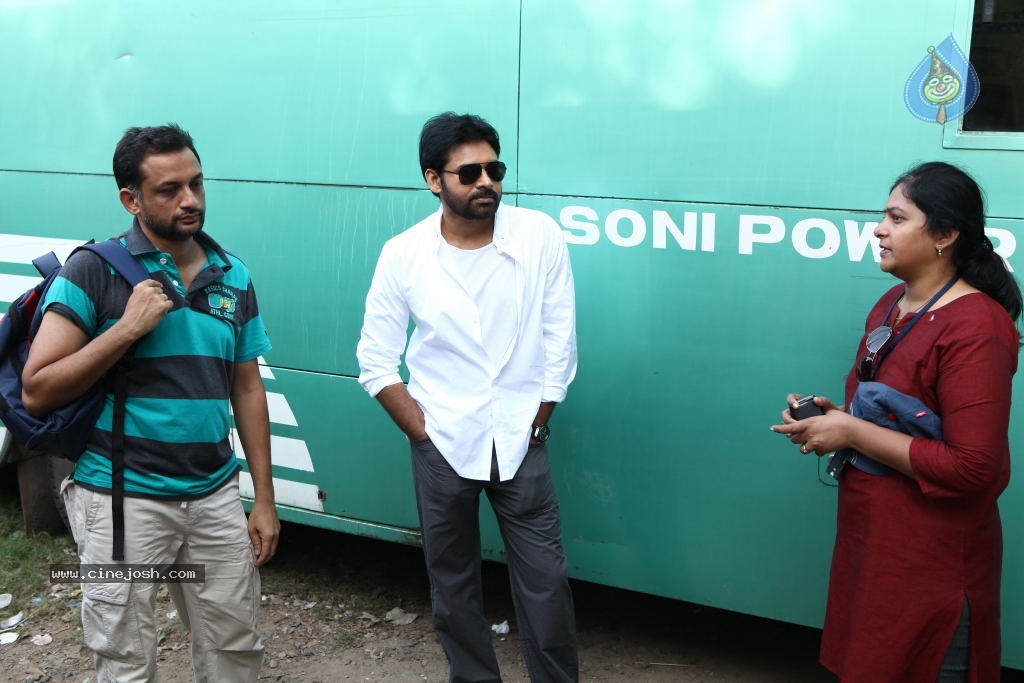 Panjaa Movie Wallpapers - 2 / 7 photos