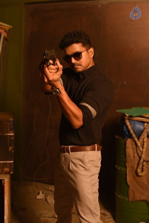 Policeodu New Photos - 5 / 6 photos