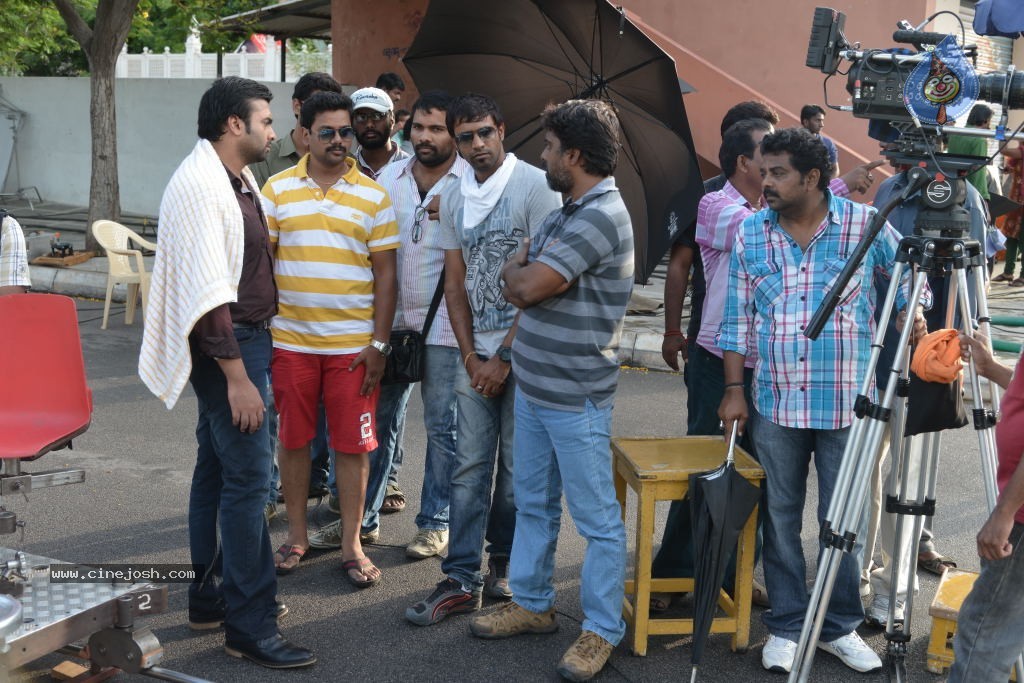 Pratinidhi Movie Working Stills - 11 / 40 photos