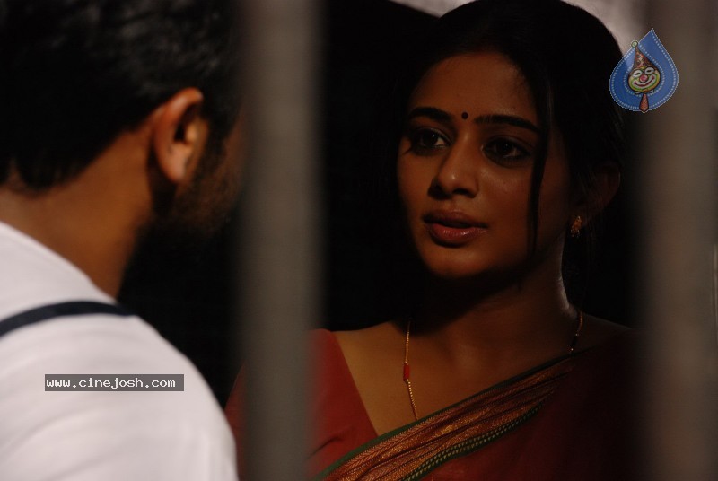 Priyamani  - Rakta Charitra Movie - 2 / 3 photos