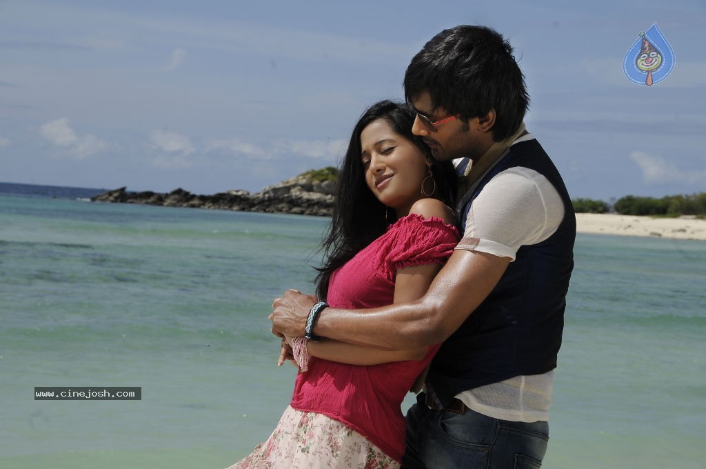 Priyudu Movie Latest Stills - 3 / 16 photos