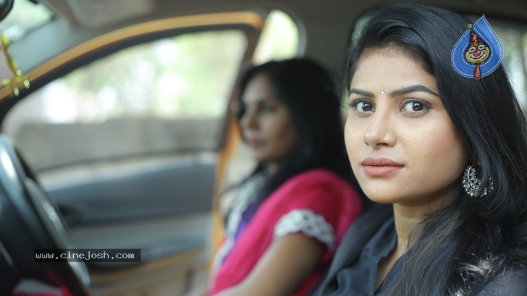 Rahasyam Movie Stills - 15 / 17 photos