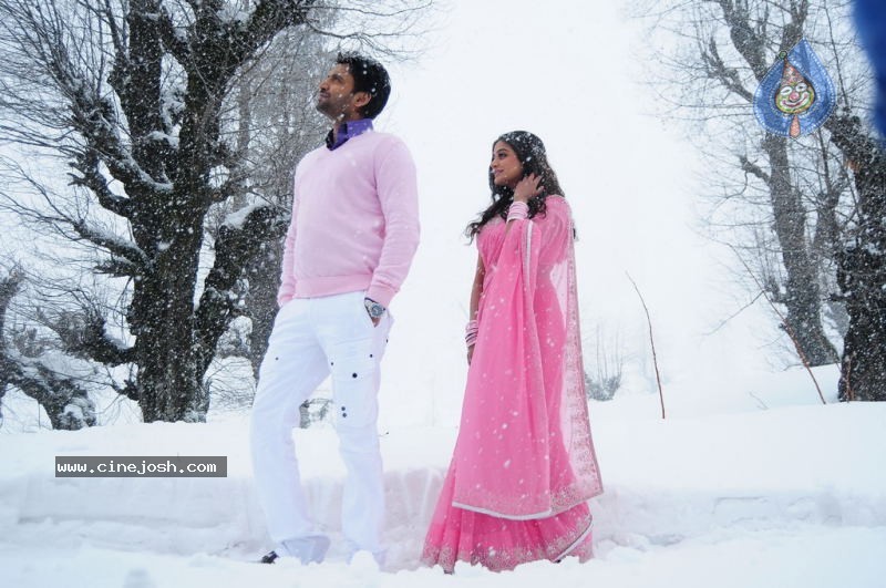 Raaj Movie Latest Stills - 6 / 14 photos