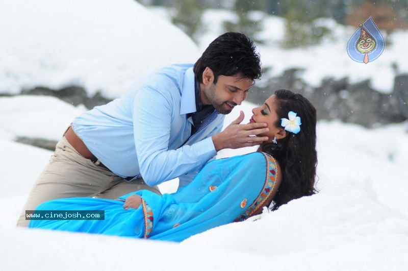 Raaj Movie Latest Stills - 13 / 14 photos