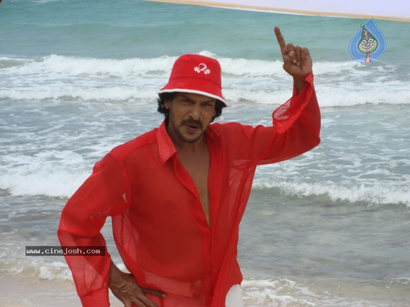 Rajini From Rajahmundry Movie Stills - 34 / 41 photos