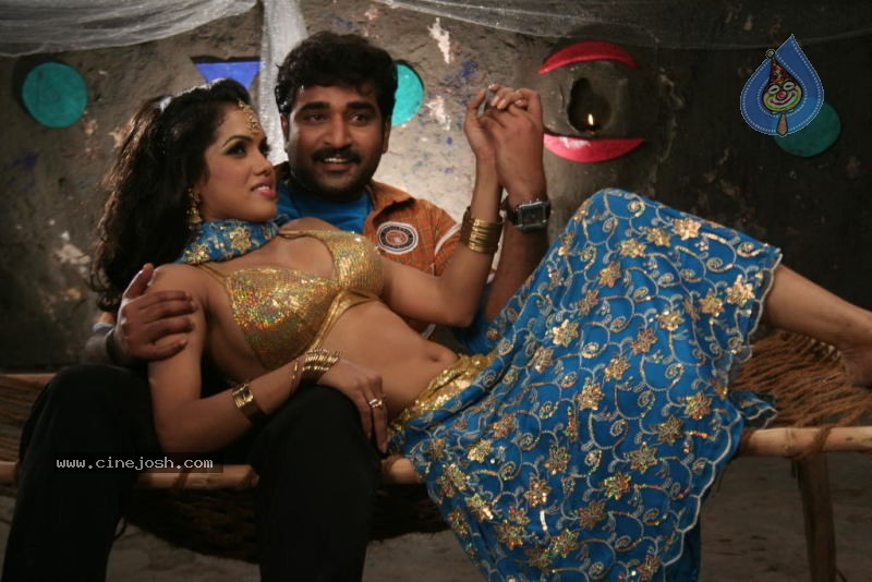 Rakshana Movie Stills  - 25 / 54 photos