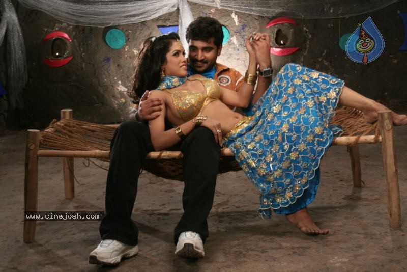 Rakshana Movie Stills  - 44 / 54 photos