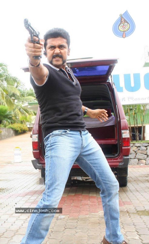 Singam Movie Latest Stills - 16 / 33 photos