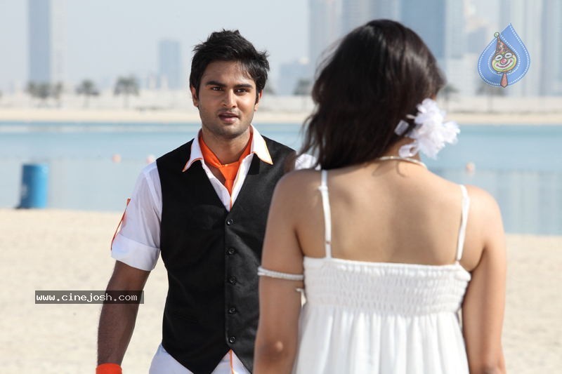 SMS Movie Stills - 5 / 5 photos