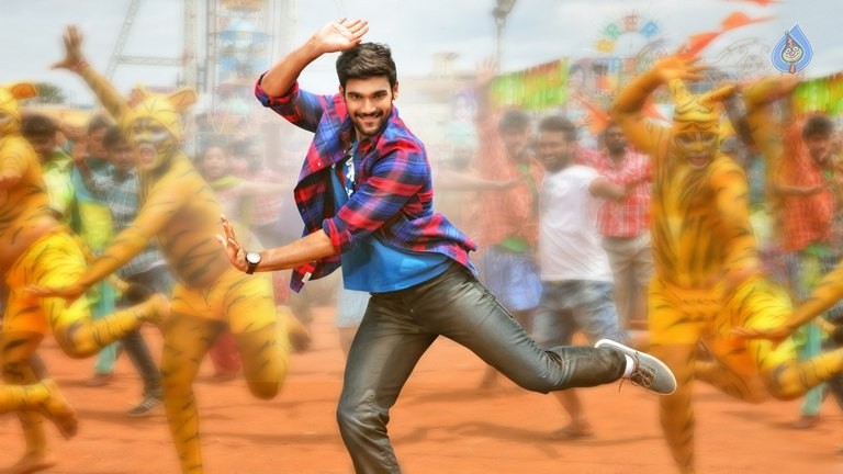 Speedunnodu Movie Photos - 31 / 50 photos