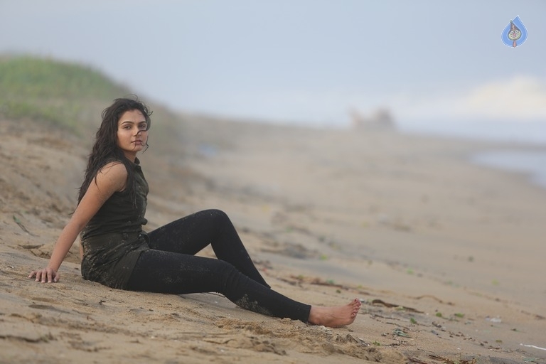 Taramani Movie Photos - 2 / 5 photos