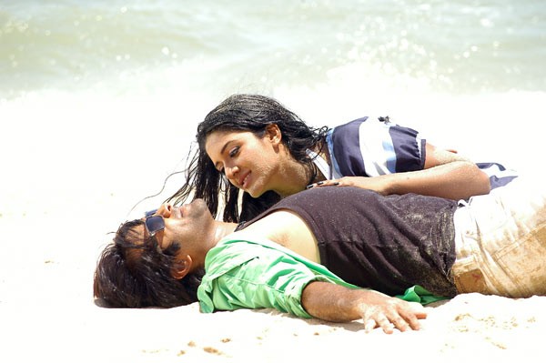 Tarun - Vimala Raman - Supreme Movies Stills - 105 / 111 photos