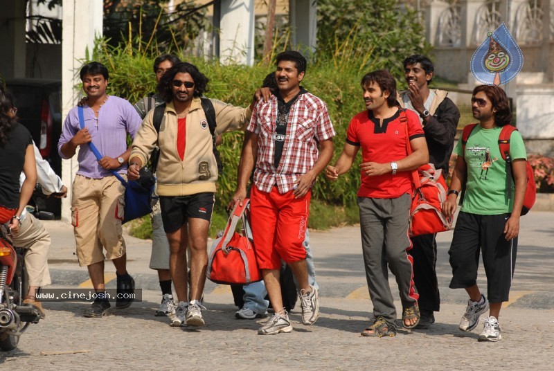 Tejam Movie Stills - 8 / 52 photos