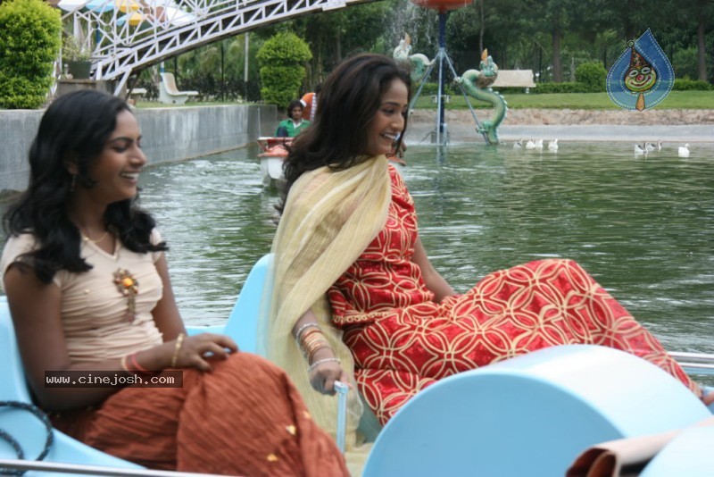 Teliyadu Movie Stills - 53 / 53 photos