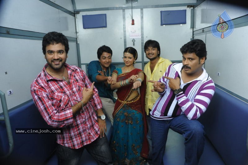 Telugammai Movie Stills - 14 / 49 photos