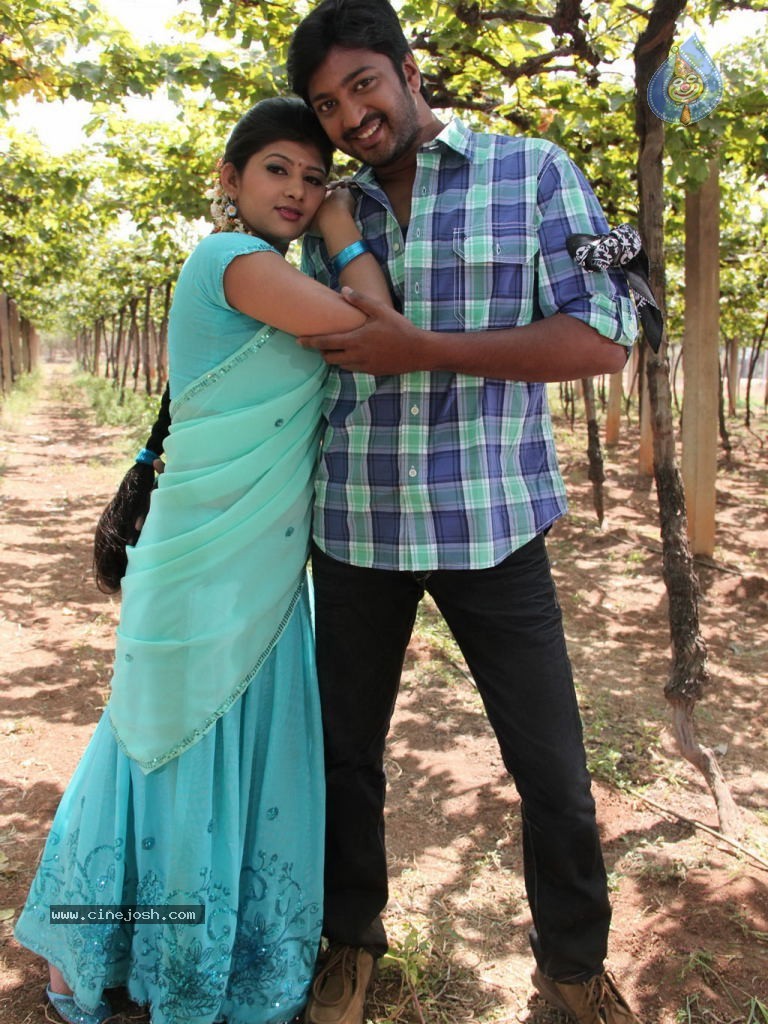 Thuttu Tamil Movie Stills - 26 / 43 photos