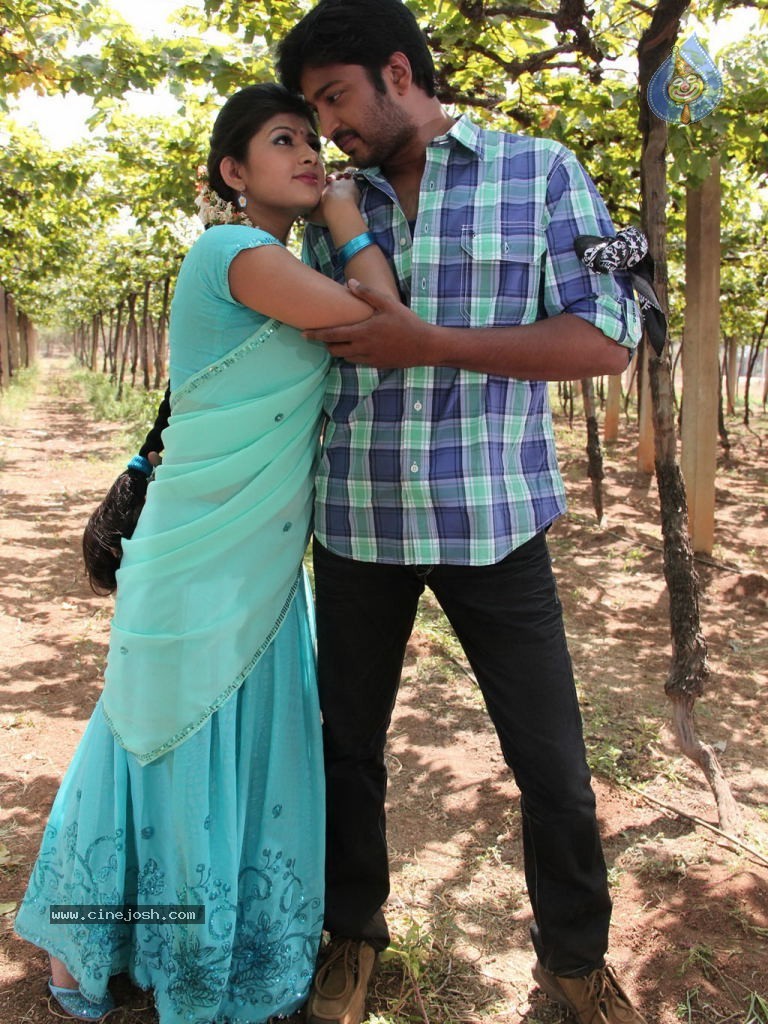 Thuttu Tamil Movie Stills - 36 / 43 photos