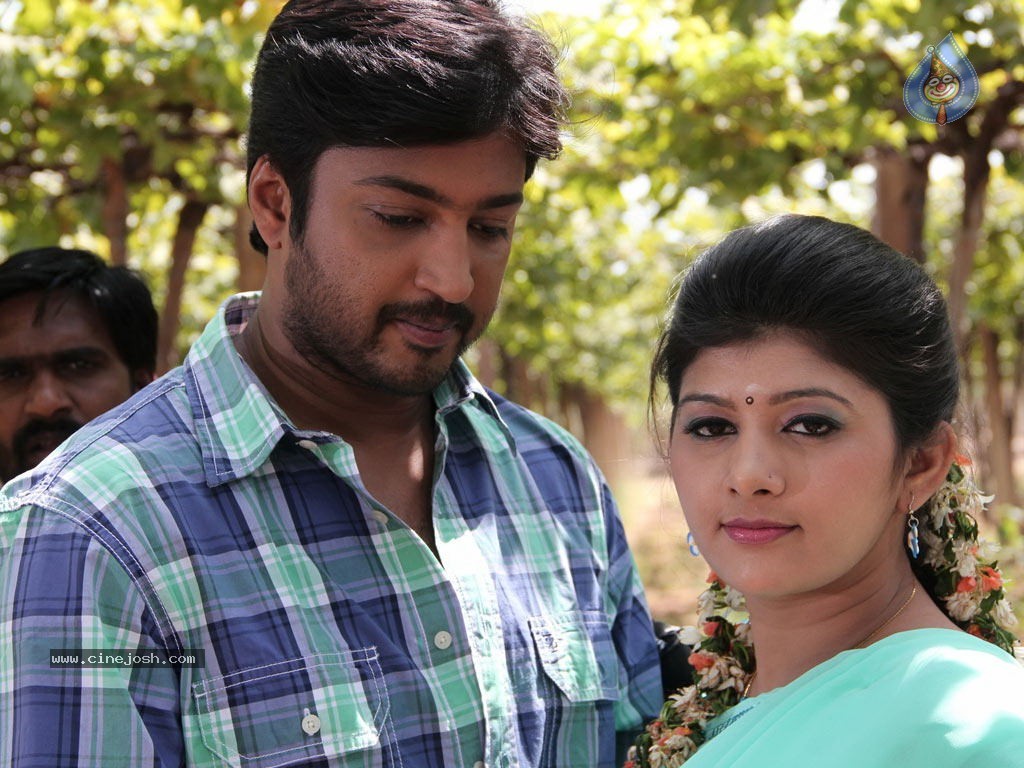 Thuttu Tamil Movie Stills - 42 / 43 photos