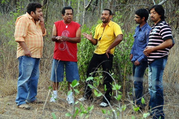 Udatha Udatha Ooch Movie Stills - Sivaji - Ms Narayana - Bramanandam - 3 / 38 photos