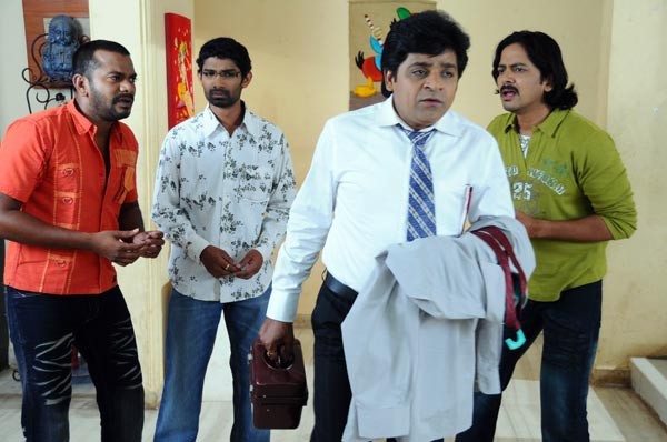 Udatha Udatha Ooch Movie Stills - Sivaji - Ms Narayana - Bramanandam - 9 / 38 photos