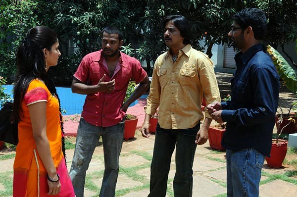 Udatha Udatha Ooch Movie Stills - Sivaji - Ms Narayana - Bramanandam - 20 / 38 photos