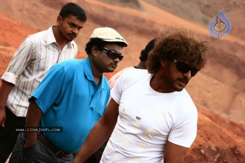 Upendra Super Movie Stills - 29 / 93 photos