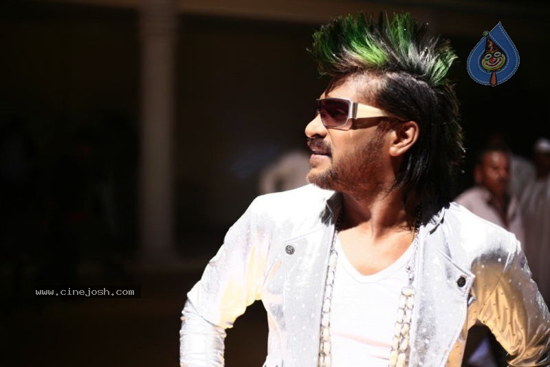 Upendra Super Movie Stills - 30 / 93 photos