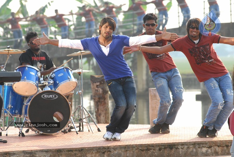 Varudu Movie New Stills - 27 / 28 photos