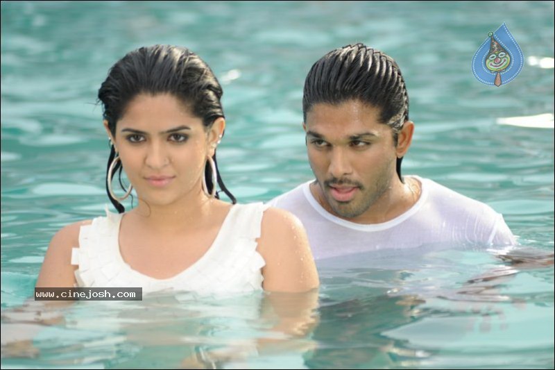 Vedam Movie Song Stills - 25 / 28 photos