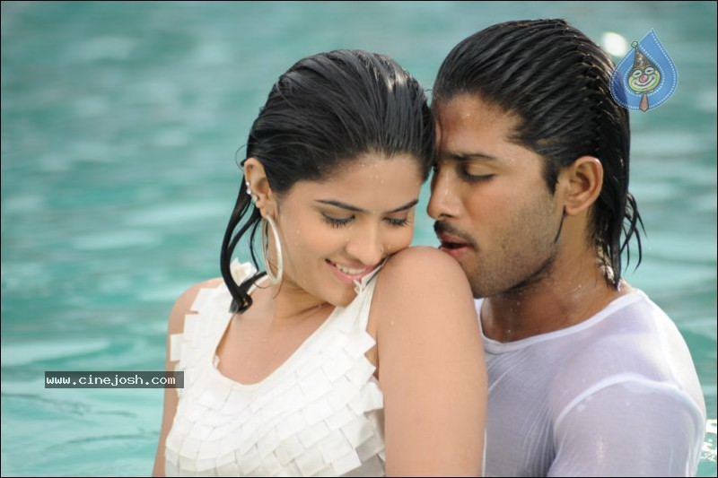 Vedam Movie Song Stills - 27 / 28 photos