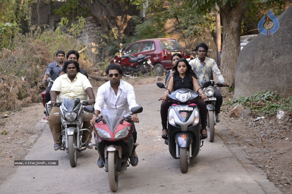 Vichakshana Movie Stills - 37 / 88 photos