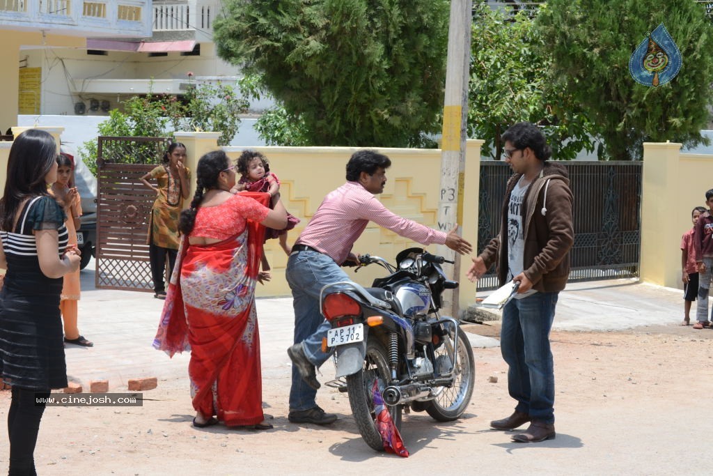 Vichakshana Movie Stills - 20 / 67 photos