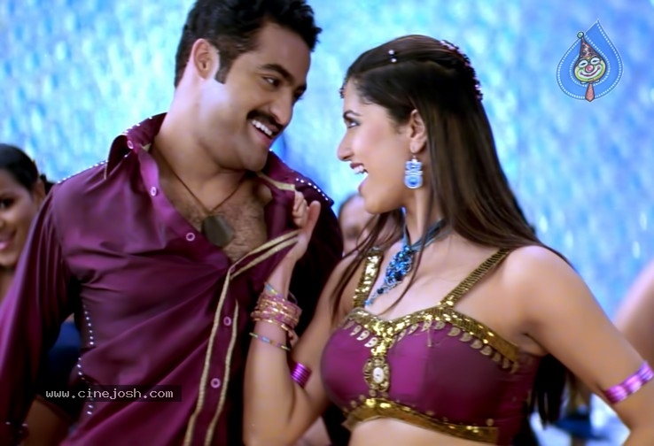 Vijayan (YamaDonga) Tamil Stills - 2 / 10 photos