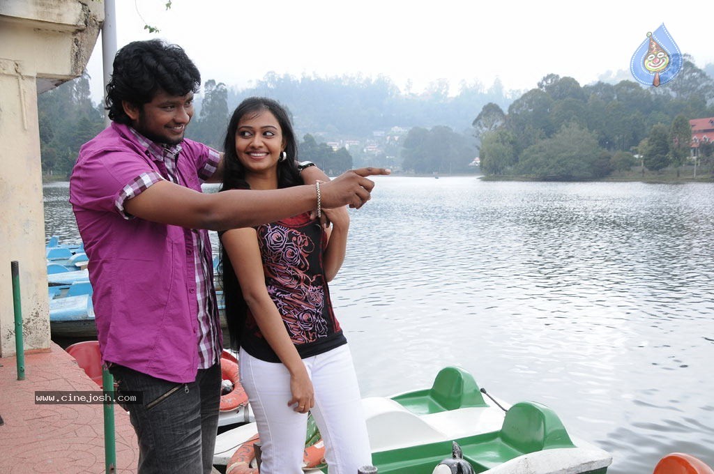 Vilayada Vaa Tamil Movie Stills - 13 / 46 photos
