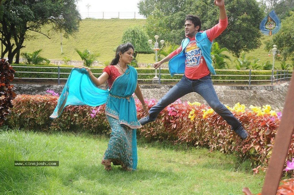 Vinuravema Movie Stills - 9 / 95 photos