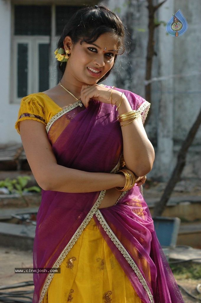 Vinuravema Movie Stills - 26 / 95 photos