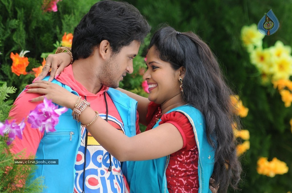 Vinuravema Movie Stills - 37 / 95 photos