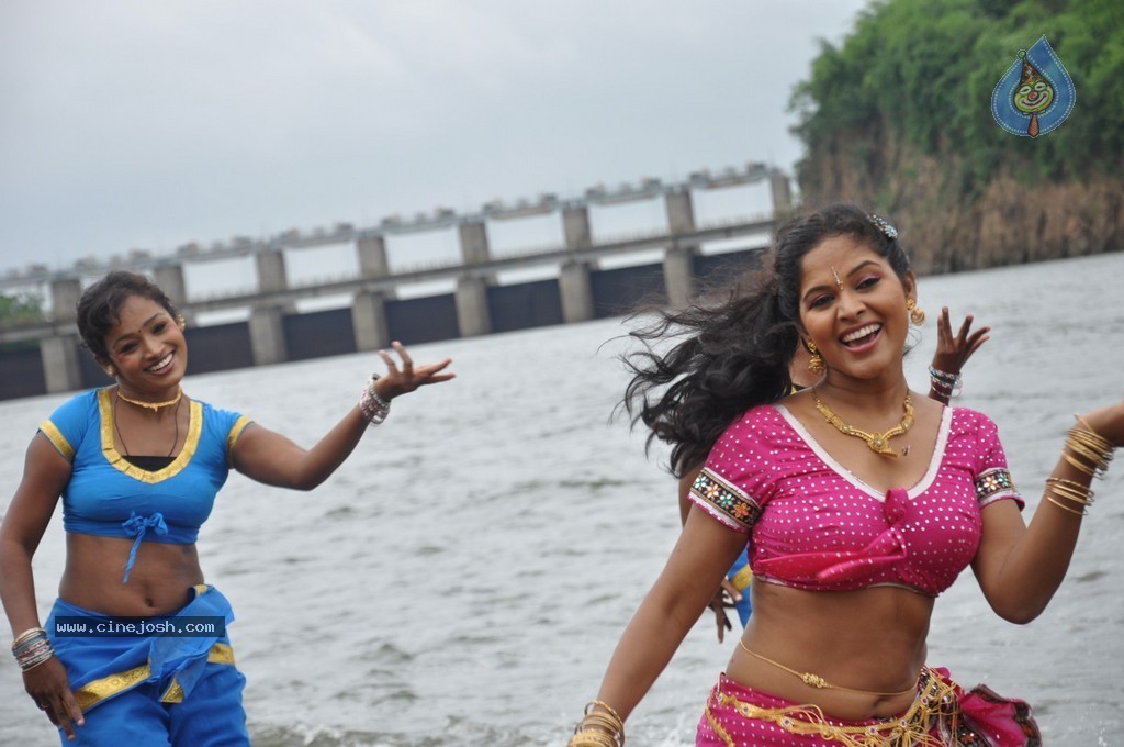 Vinuravema Movie Stills - 39 / 95 photos