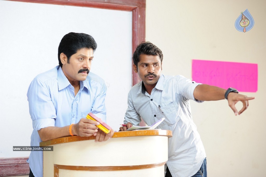 Vinuravema Movie Stills - 87 / 95 photos