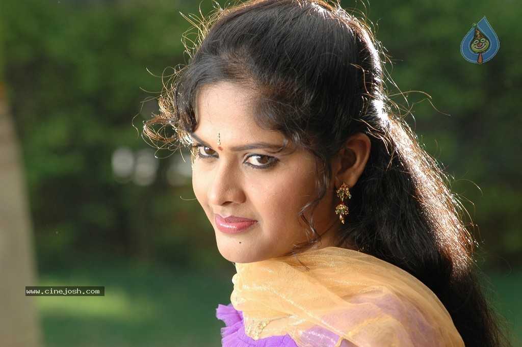 Vinuravema Movie Stills - 89 / 95 photos