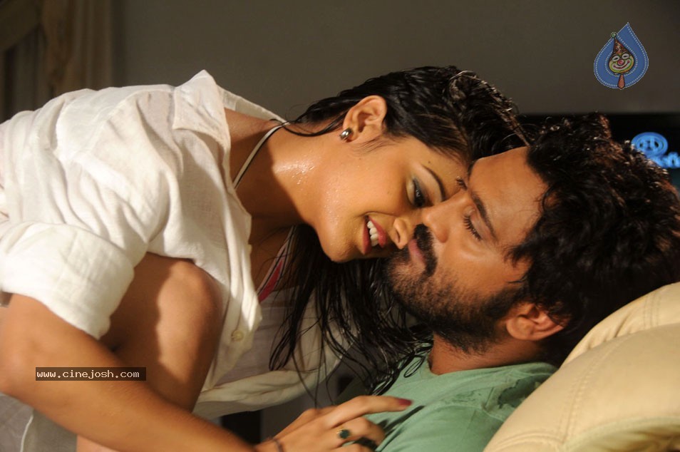 Vykuntapali Movie Stills - 40 / 42 photos