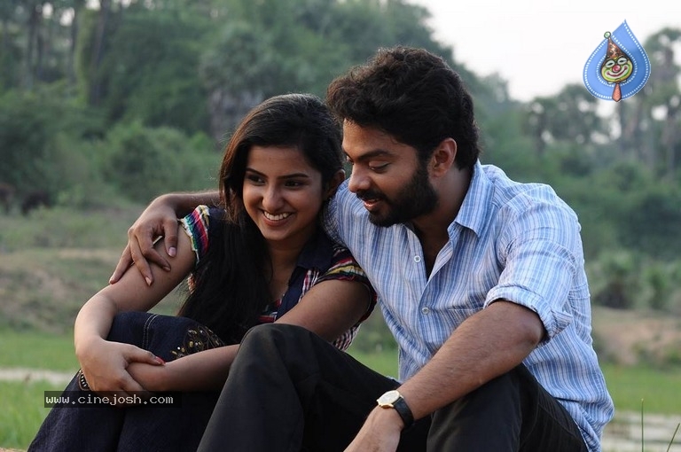 Yazh Movie Stills - 21 / 32 photos