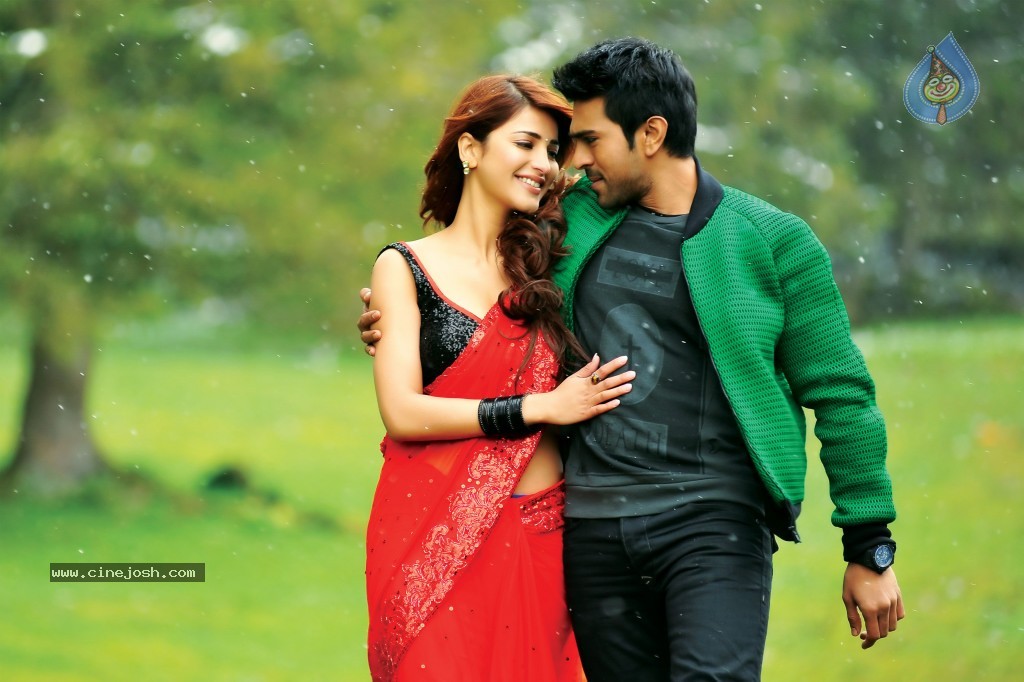 Yevadu New Stills - 1 / 5 photos