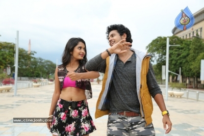 Chalthe Chalthe Movie Stills - 1 of 9