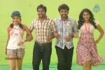 Kalakalappu Tamil Movie Stills - 23 of 42