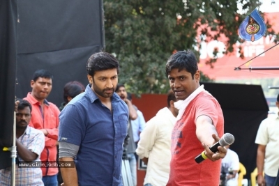 Pantham Working Stills - 1 of 5