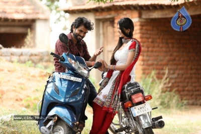 Poster Movie Stills - 13 of 21