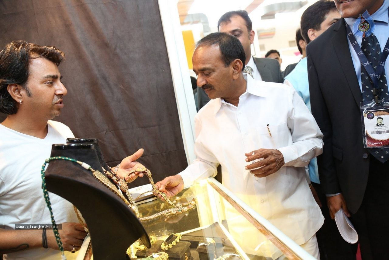 8th Hyderabad Jewellery n Gem Fair - 32 / 109 photos