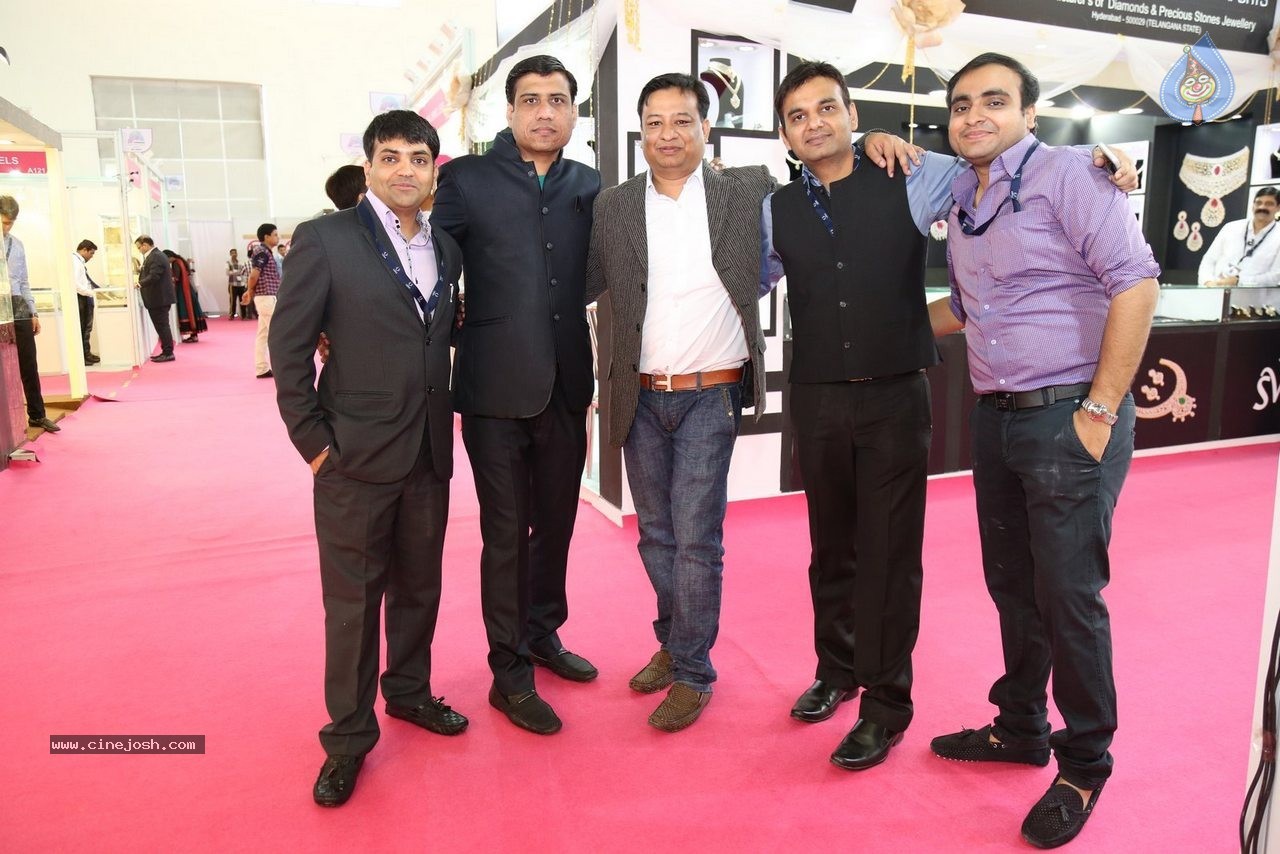 8th Hyderabad Jewellery n Gem Fair - 41 / 109 photos