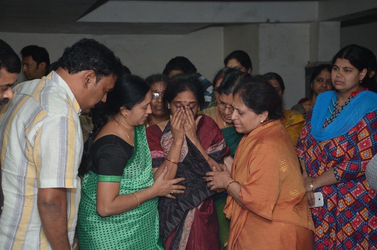 Ahuti Prasad Condolences Photos - 47 / 129 photos